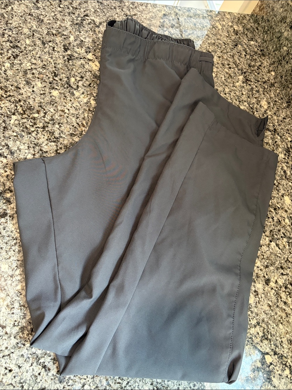 Wink 123 Elastic-Waist Scrub Pants in Charcoal Gray